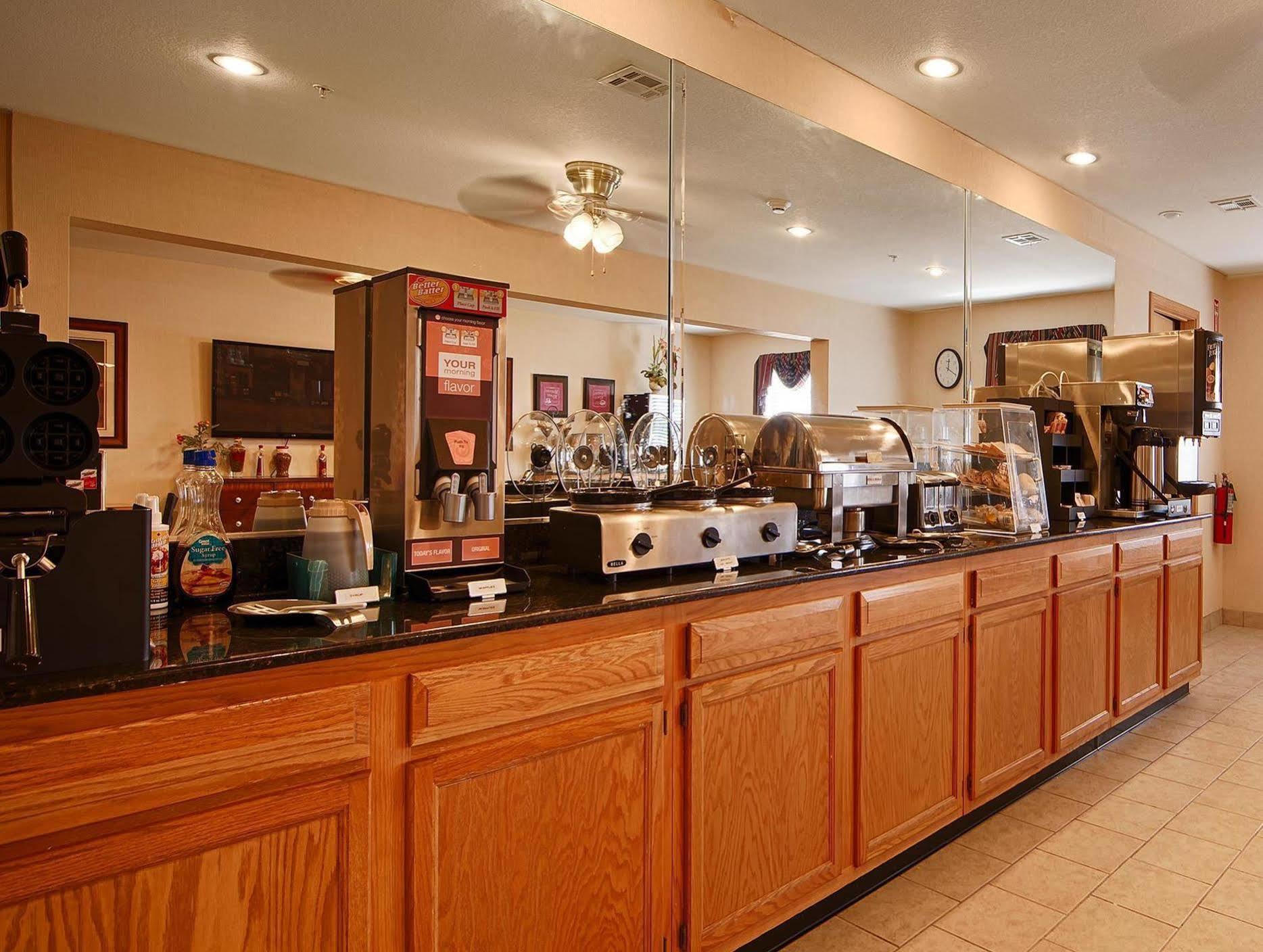 Hotel Western Stateline 2*