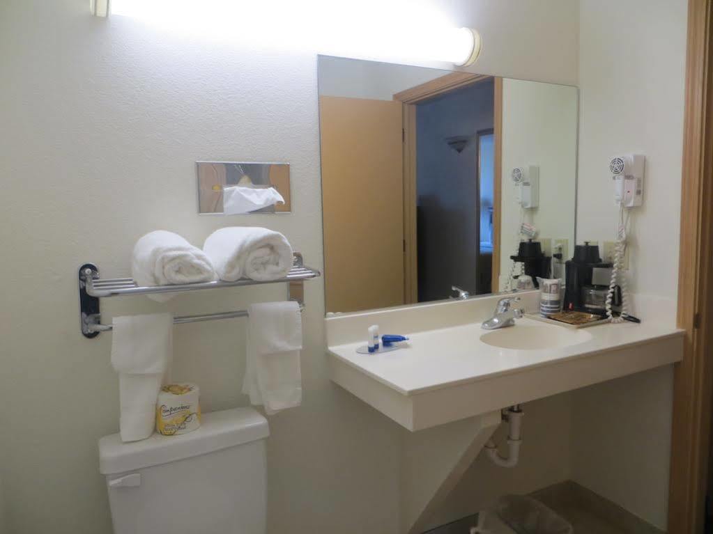 Western Stateline Hotel
