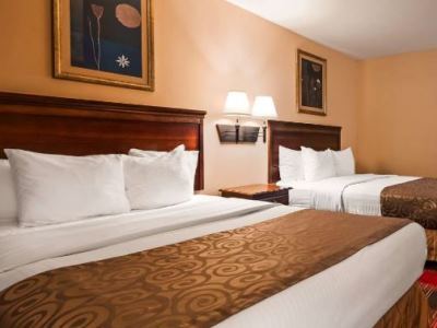 Best Western Stateline 2*